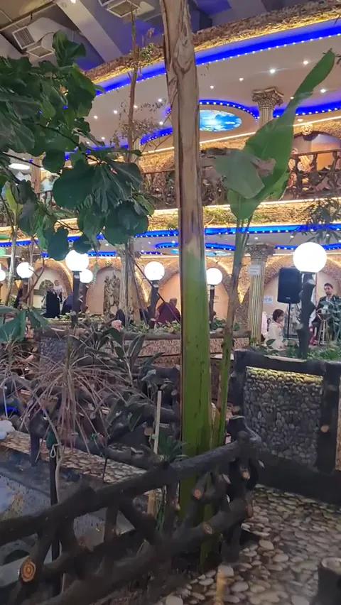 موسیقی زنده رستوران آنا — رستوران سنتی آنا